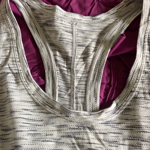 Lululemon tank top - Picture 3 of 6